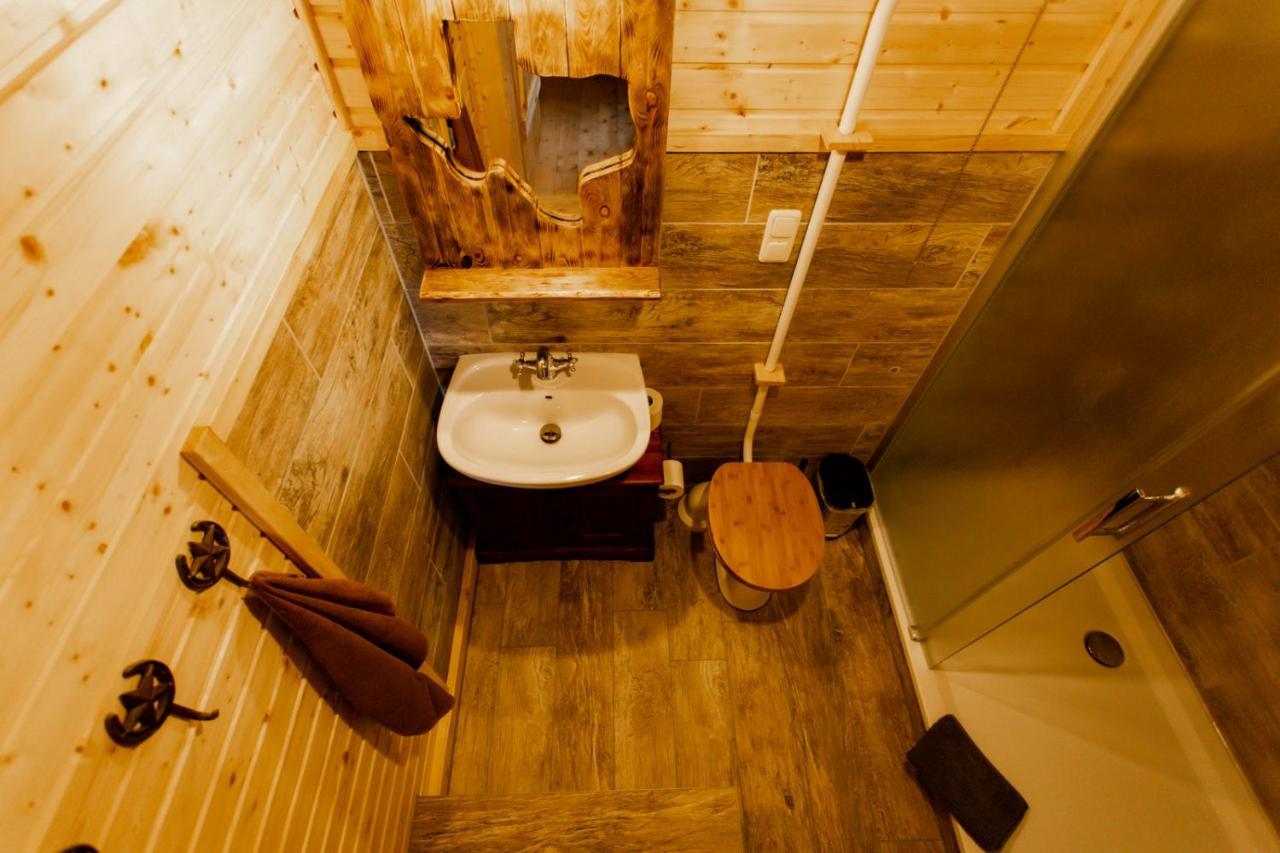 Horse Lake Ranch Neuendorf  Εξωτερικό φωτογραφία