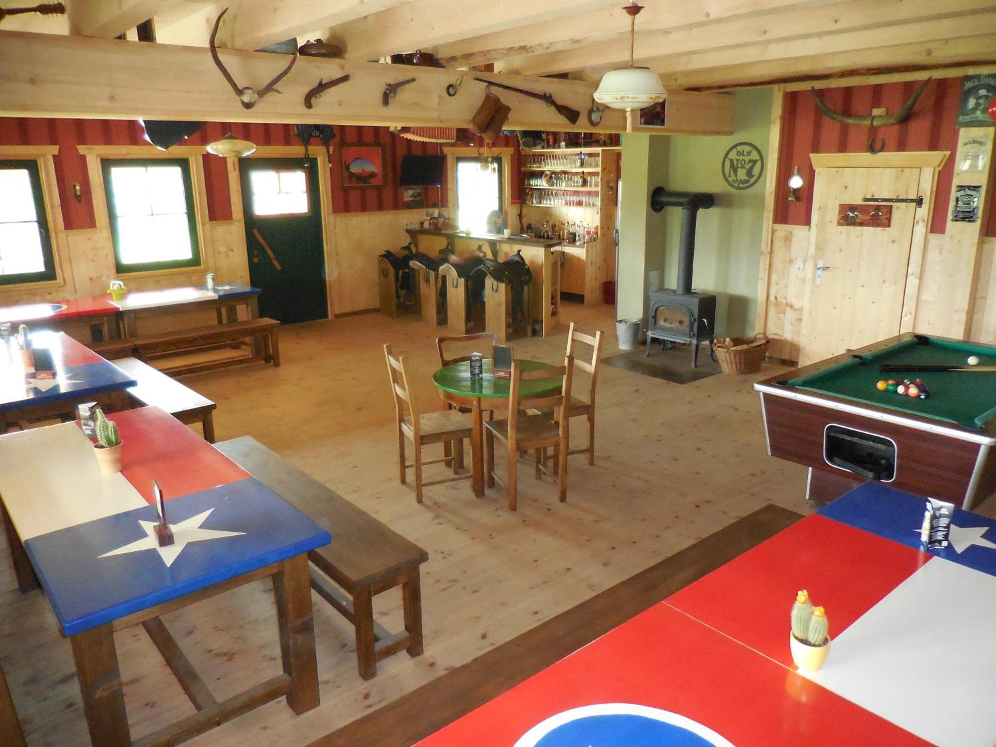 Horse Lake Ranch Neuendorf  Εξωτερικό φωτογραφία